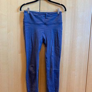 LULULEMON Purple 7/8 Leggings Size 8